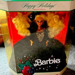 Happy Holidays Special Edition Barbie 1991 NWT